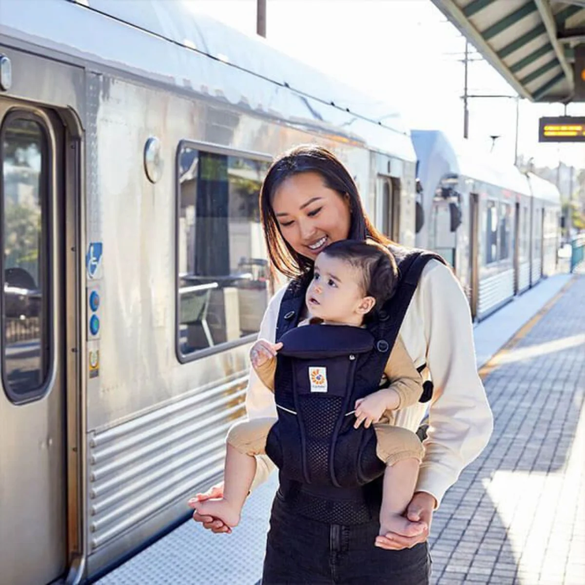 Ergobaby Omni Breeze Carrier - Image 16